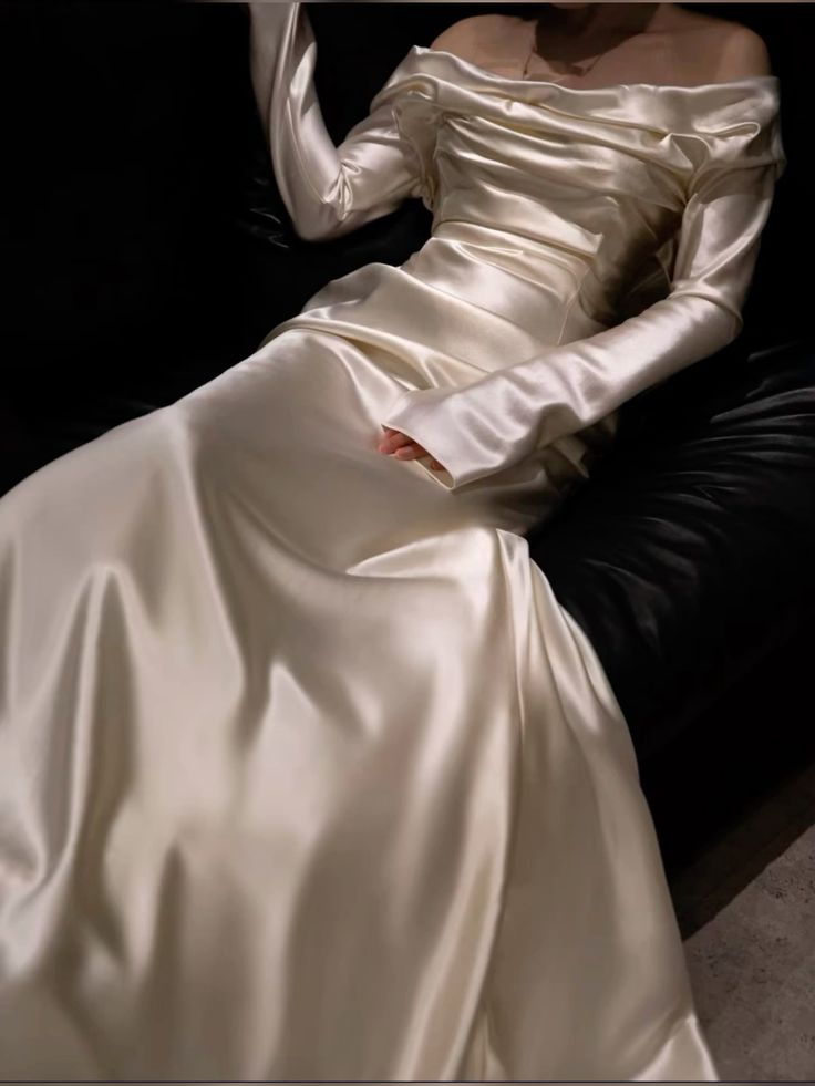 Off Shoulder Long Wedding Dress Princess Bridal Gown fg7390 - View 3 | VelvetHem