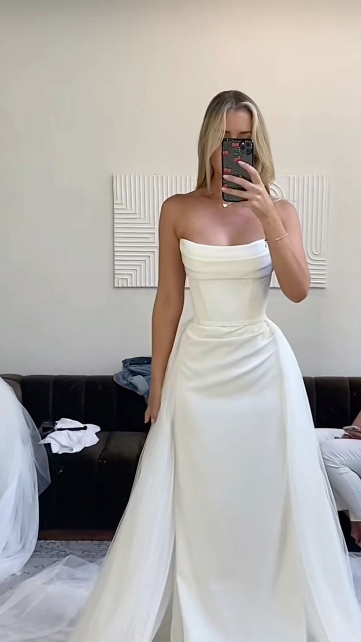 White Strapless Long Wedding Dress Princess Bridal Gown fg7380 - VelvetHem