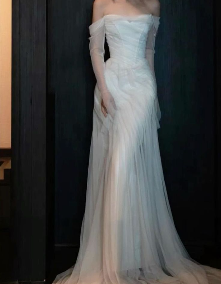Stunning Mermaid Long Off Shoulder Tulle Wedding Dresses fg7296 - View 2 | VelvetHem