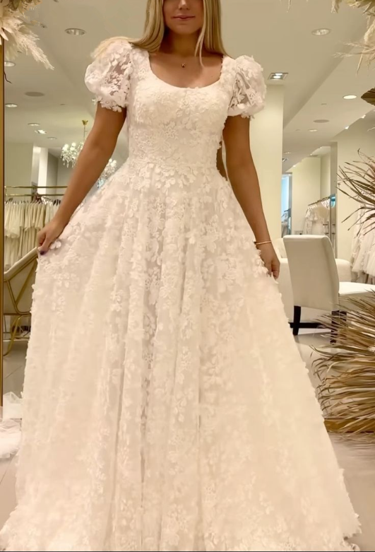 A Line Long Lace Prom Dress Wedding Dress Unique Bridal Gown fg7211