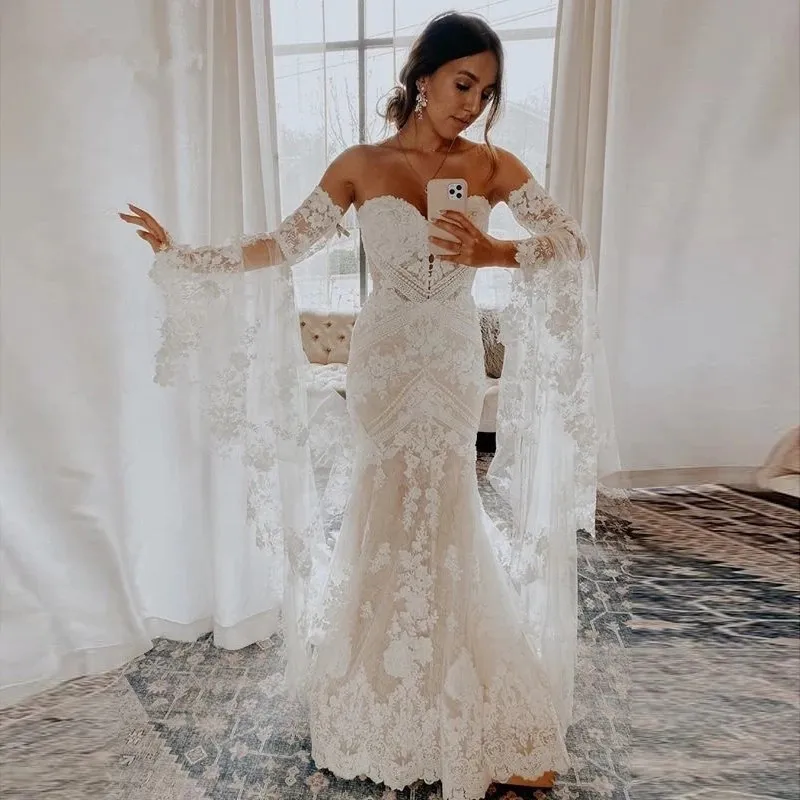 Bell Sleeves Lace Wedding Dresses Sweetheart Mermaid Bridal Gowns fg7251 - View 3 | VelvetHem