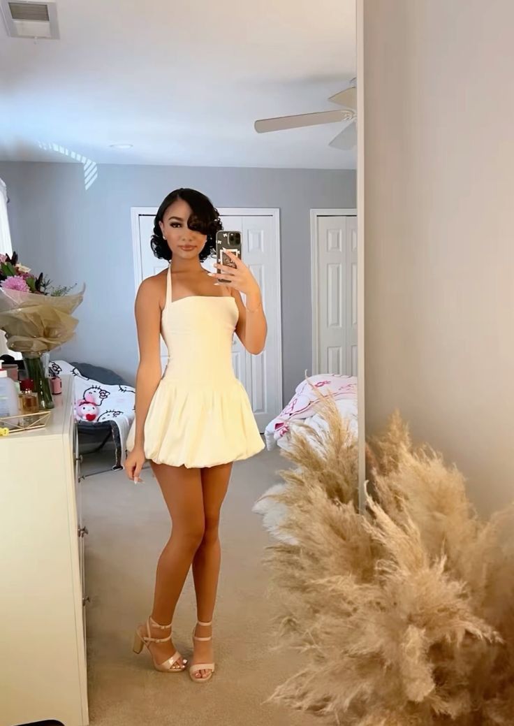 White A-Line Lovely Short Party Dress Homecoming Dress fg7121 - View 2 | VelvetHem