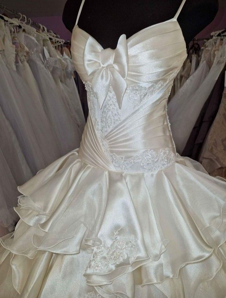 A Line Long Satin Lace Wedding Dress Spaghetti Straps Bridal Gown fg7229 - View 3 | VelvetHem