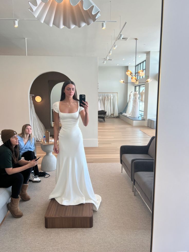Elegant White Square Neck Long Wedding Dresses fg7134 - VelvetHem