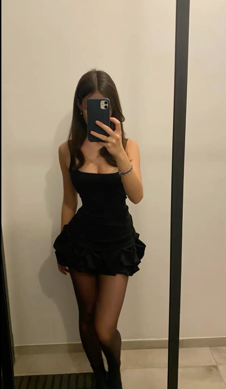 Black Sleeveless A-Line Ruffled Hem Short Homecoming Dresses fg7054 - VelvetHem