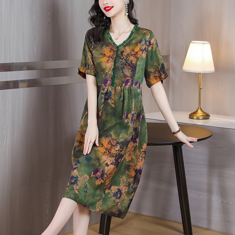 Gracefully Styled Dress for Any Occasion
