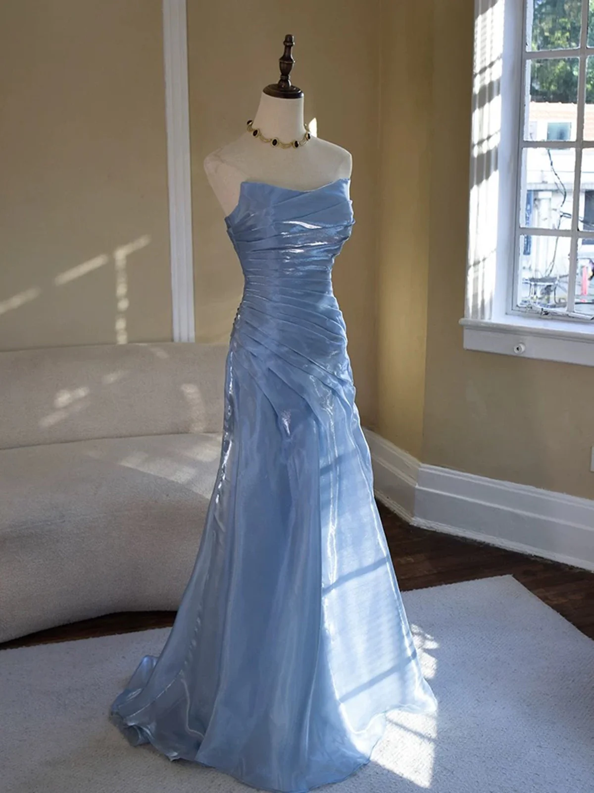 Vintage-Inspired Blue Strapless Prom Dress, Ruched Pleated Mermaid Evening Dress - VelvetHem