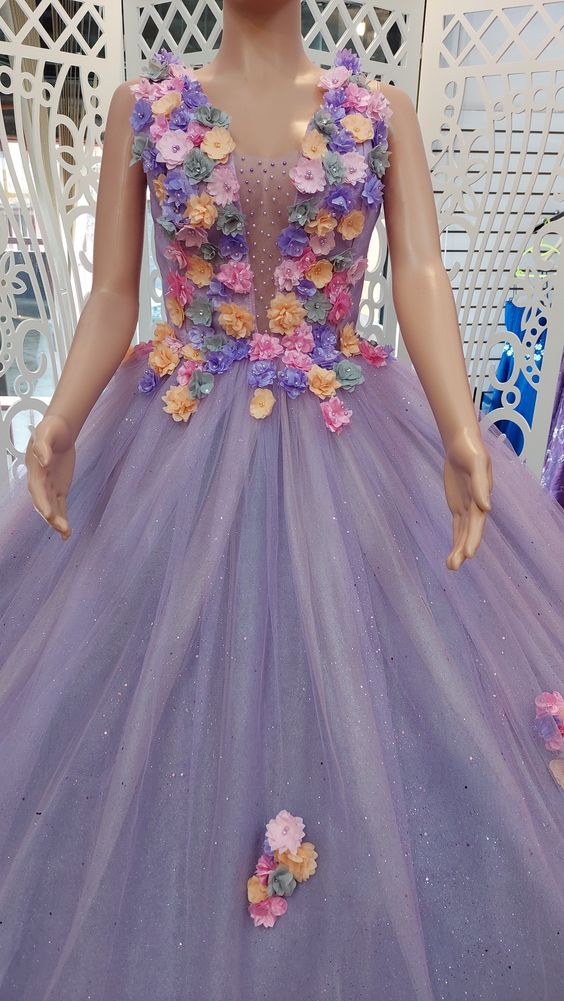 Purple V Neck Tulle Quinceanera Dress Ball Gown Sweet 16 Dress - VelvetHem