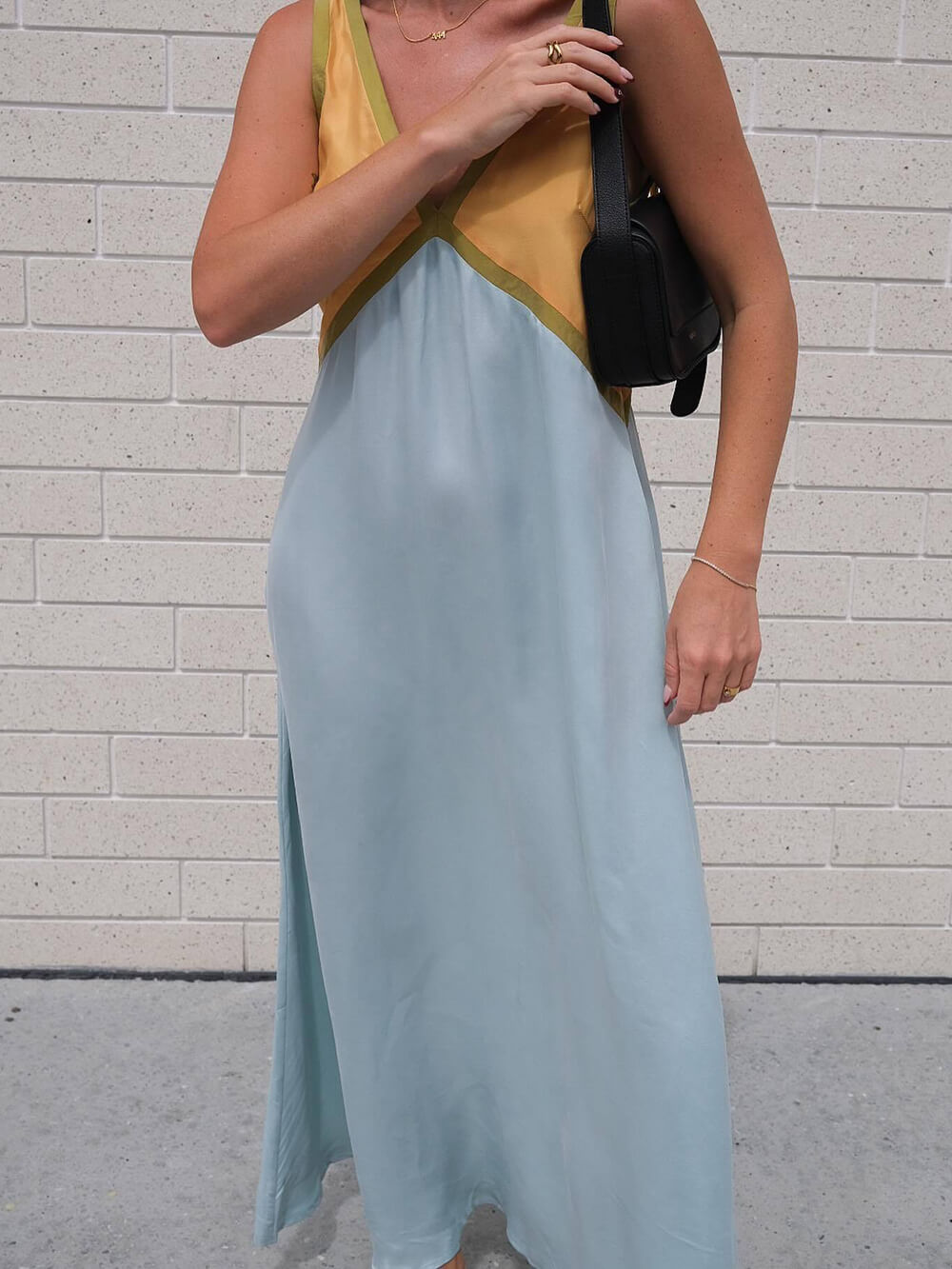 Splicing Chic V - neck Contrasting Color Dress