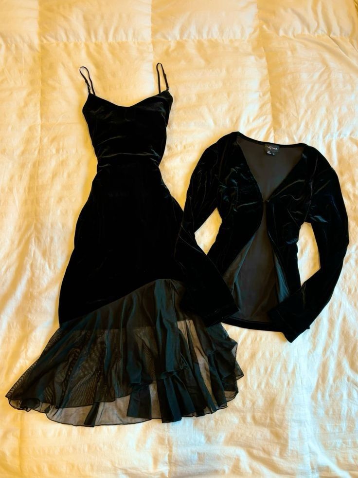 Black Velvet Tiered Cocktail Dress Prom Party Gowns Formal Dresses(Jacket not included) fg7231 - VelvetHem