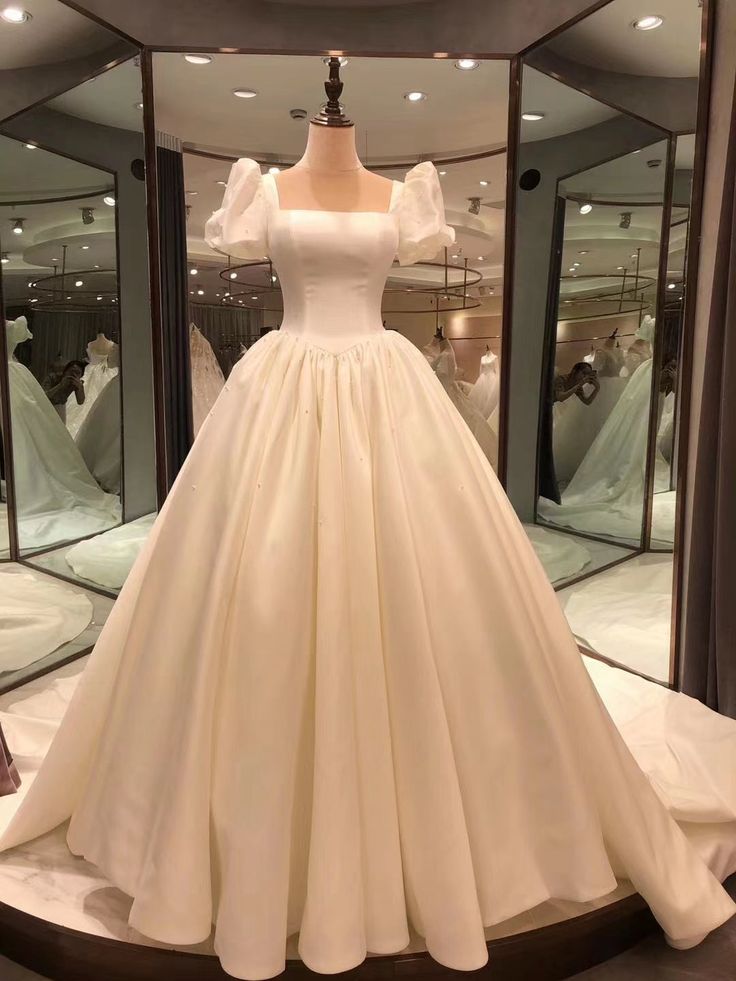Spauare Neckline Bubble Sleeves Satin Wedding Dresses, Vintage Bridal Gown fg7274 - VelvetHem