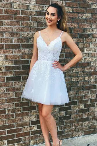 Elegant A-line Tulle White Short Homecoming Dress with Lace - VelvetHem