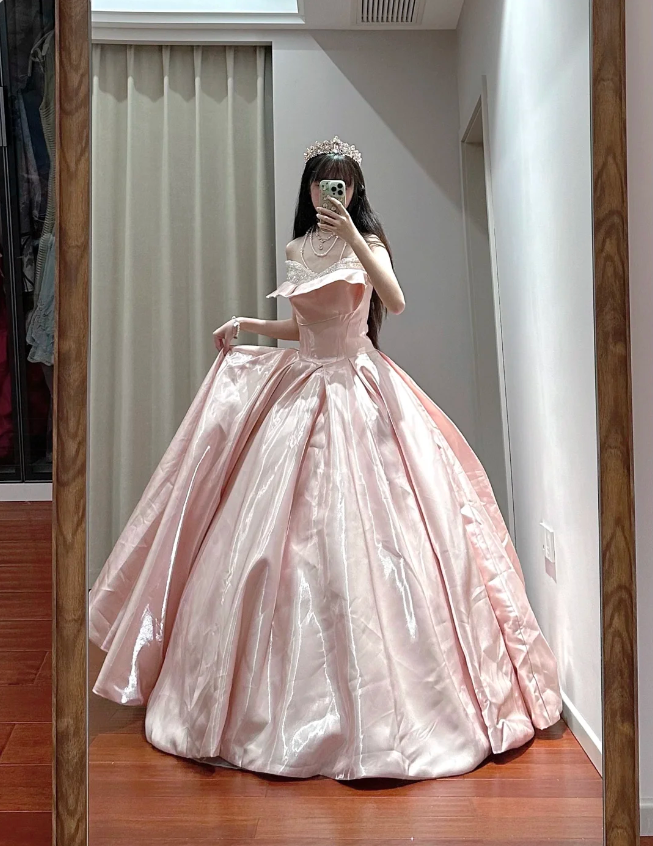Princess Pink Strapless Ruffled Neck Satin Floor-Length Ball Gown Evening Dress - VelvetHem