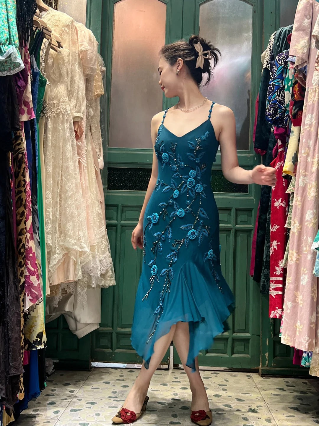 Retro Elegant Peacock Blue Irregular Deep V Halter Embroidered Chiffon Prom Dress Evening Dress - VelvetHem