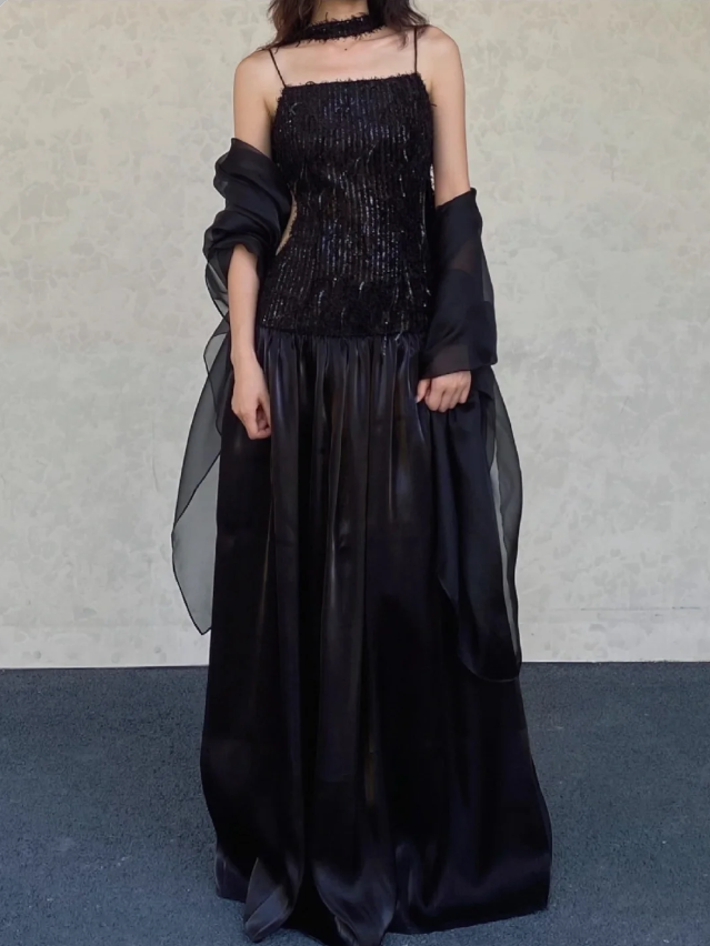 Elegant Black A-line Square Neck Spaghetti Strap Sequined Tulle Long Prom Dress Evening Dress - VelvetHem