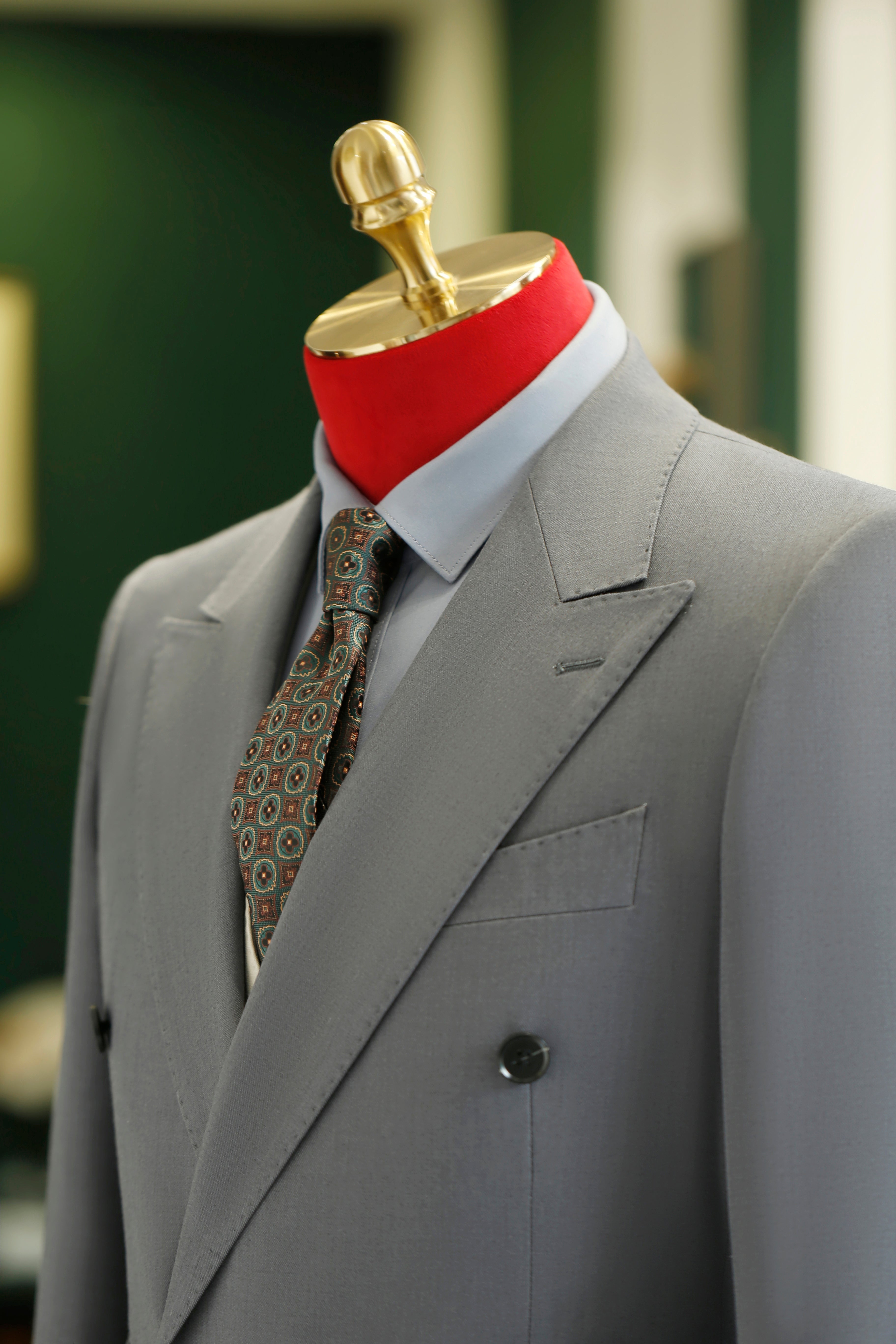 Double Breasted Light Grey Wool Suit For Groom And Business Wear (ZD17095)