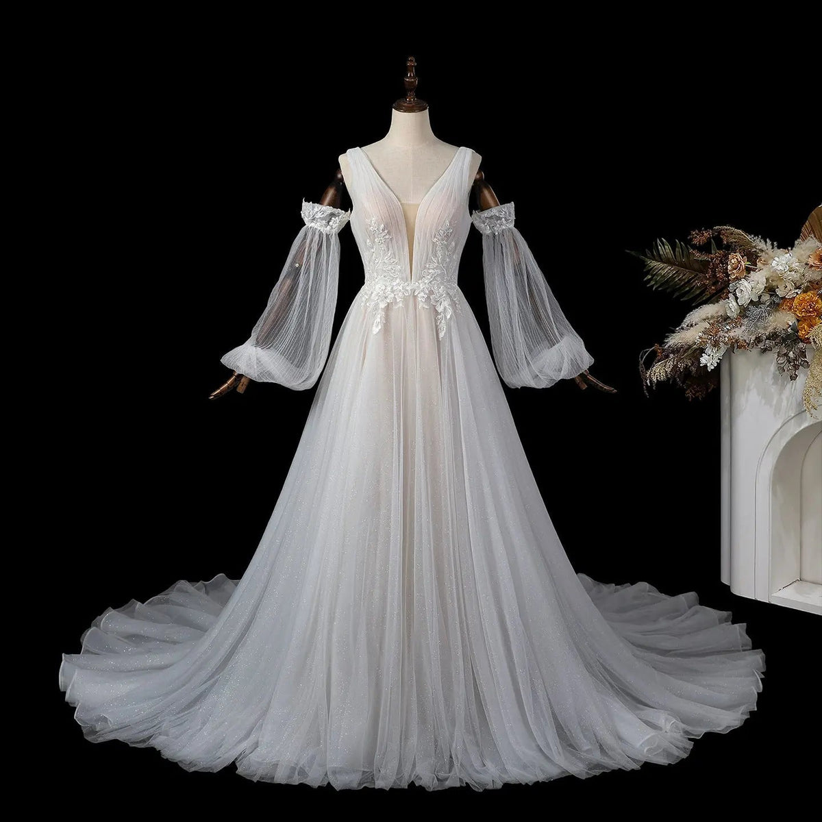 Elegant Ivory V-Neck Detachable Puff Sleeve Lace Tulle Wedding Dress with Train ZP062
