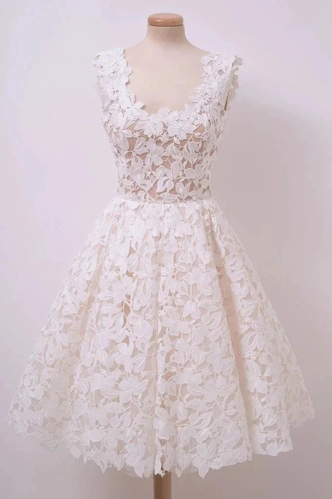 Chic A-line Short Lace Homecoming Dresses (ZD11524) - VelvetHem