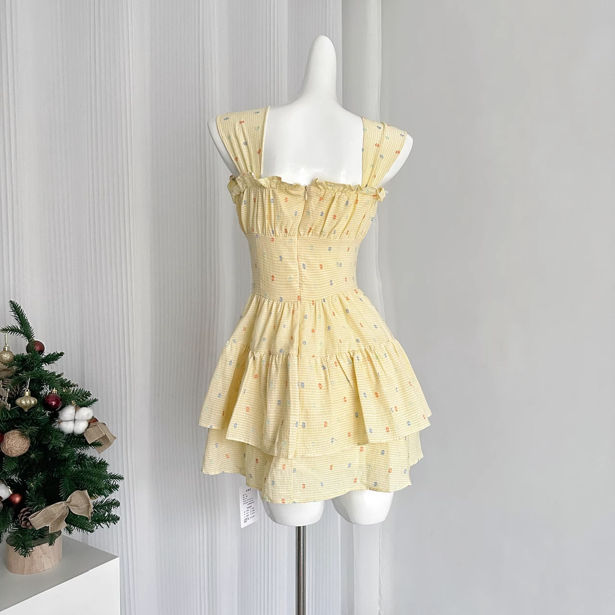 Cute A line Strapless Sleeveless Yellow Floral Holiday Dresses Beach Dress Birthday Outfits - View 3 | VelvetHem
