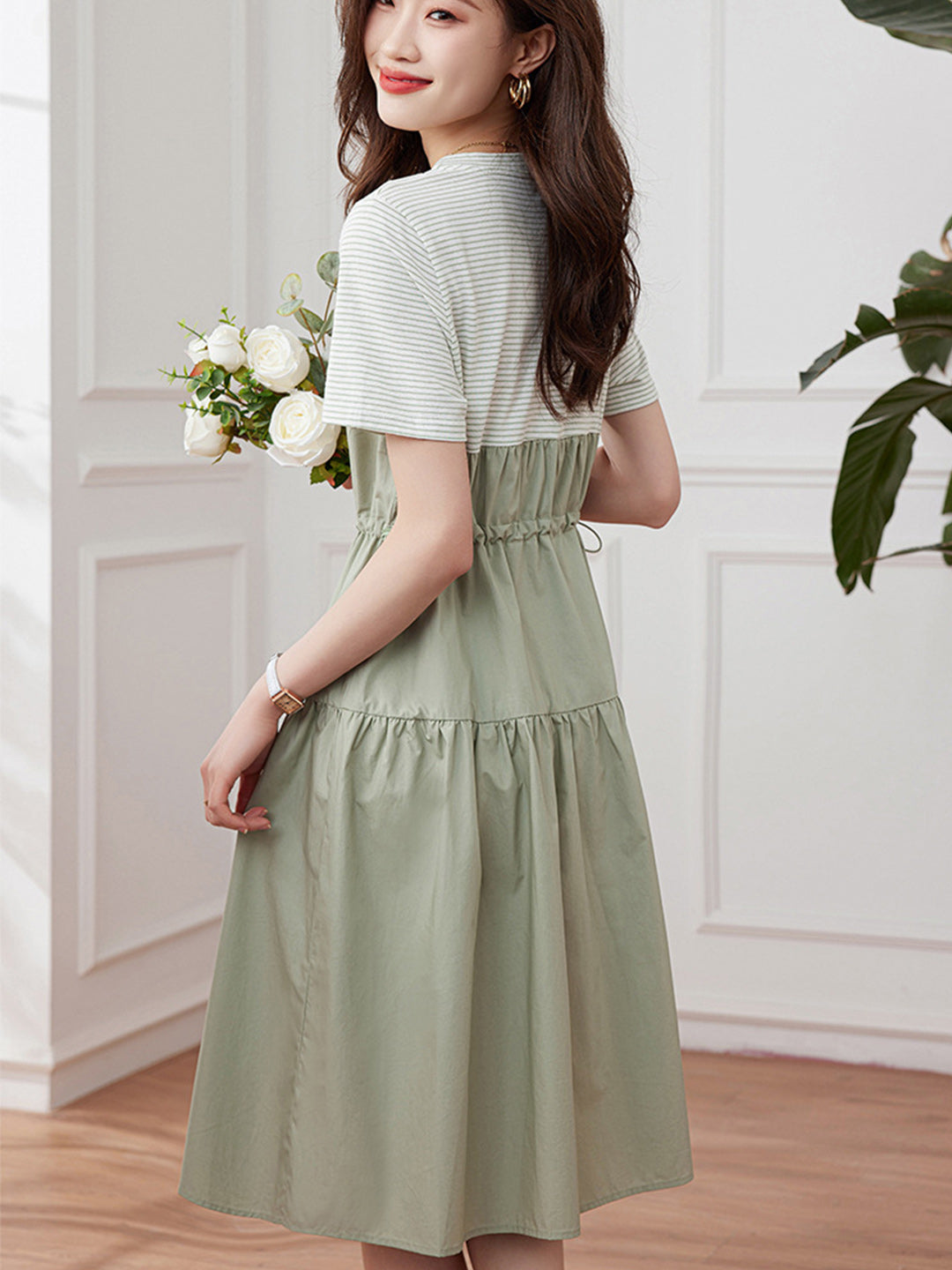Classic Vintage & Enduringly Stylish Dress