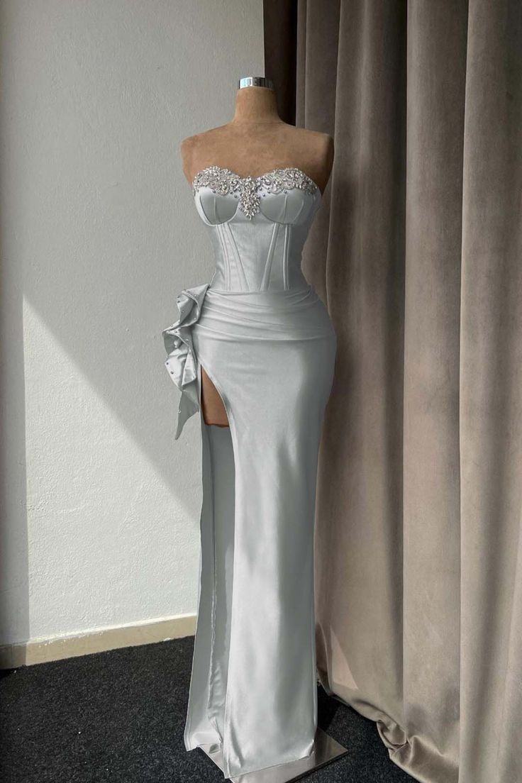 Luxurious Silver Strapless Beaded Slit Evening Dress Sheath Prom Dress - VelvetHem