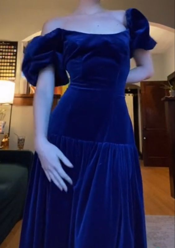 Elegant Blue Velvet Evening Dress,Blue Formal Gown - VelvetHem