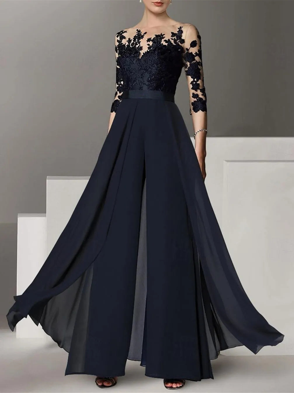 A-Line/Princess Mother of the Bride Dresses with Applique - VelvetHem