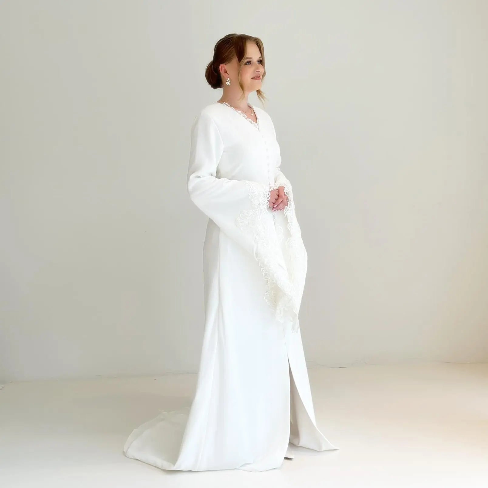 Elegant White Pearl High Neck Long Sleeve Wedding Dress with Veil ZP102