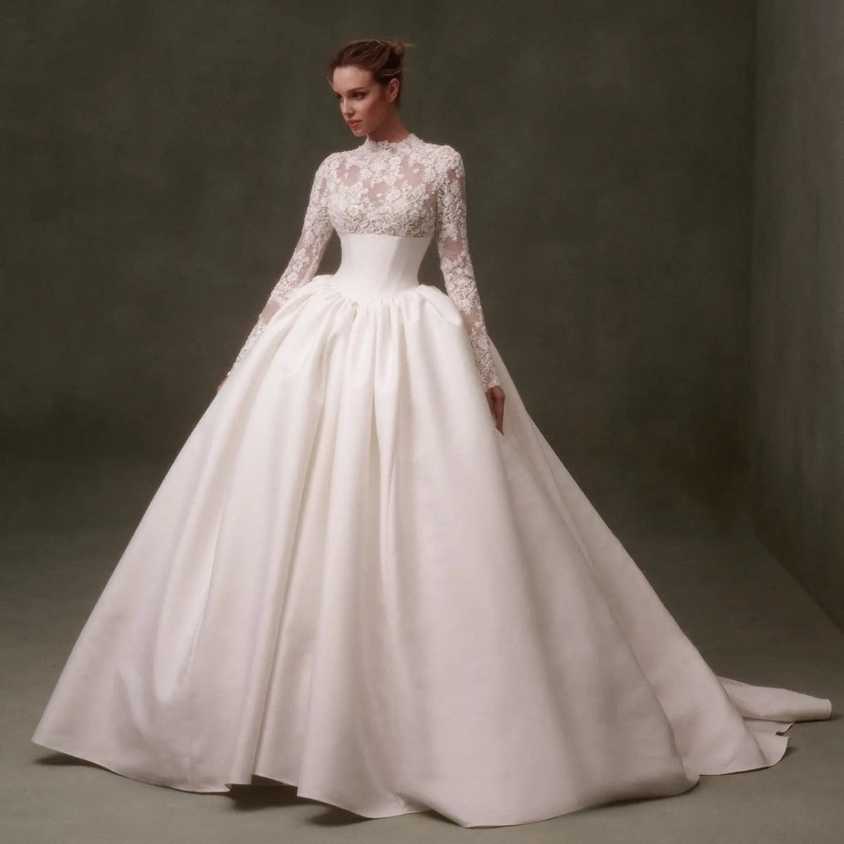 Classic Long Sleeve Lace Ball Gown Wedding Dress ZP180 - VelvetHem