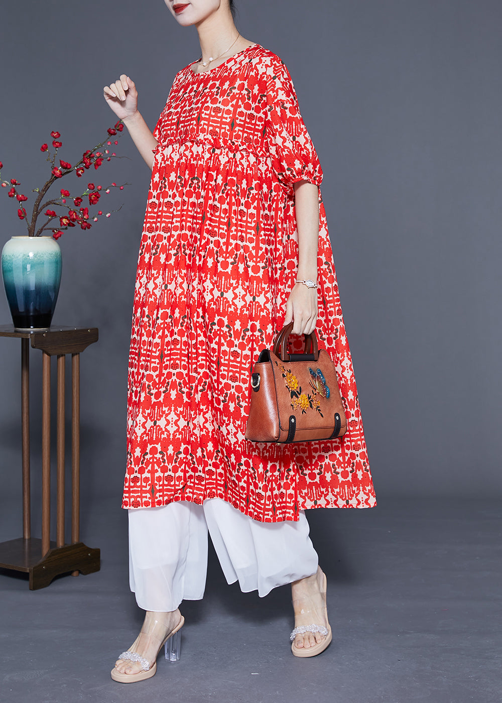 Classic Vintage Dress with a Flattering Fit