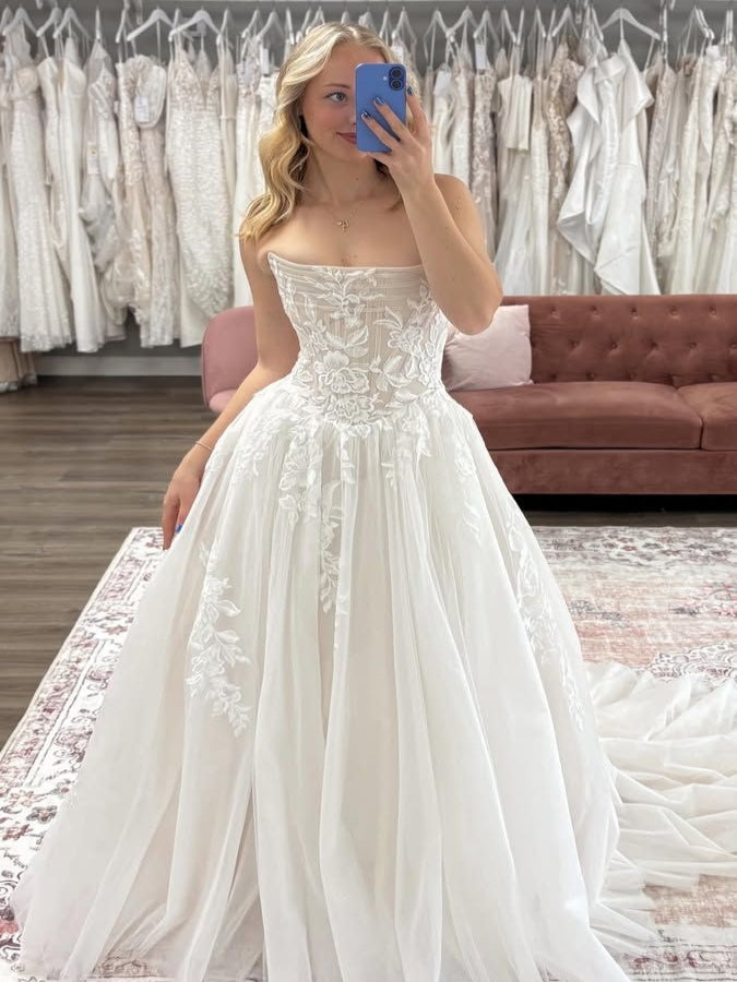 A-Line Strapless Corset Lace Tulle Ballgown Wedding Dress With Long Train - VelvetHem