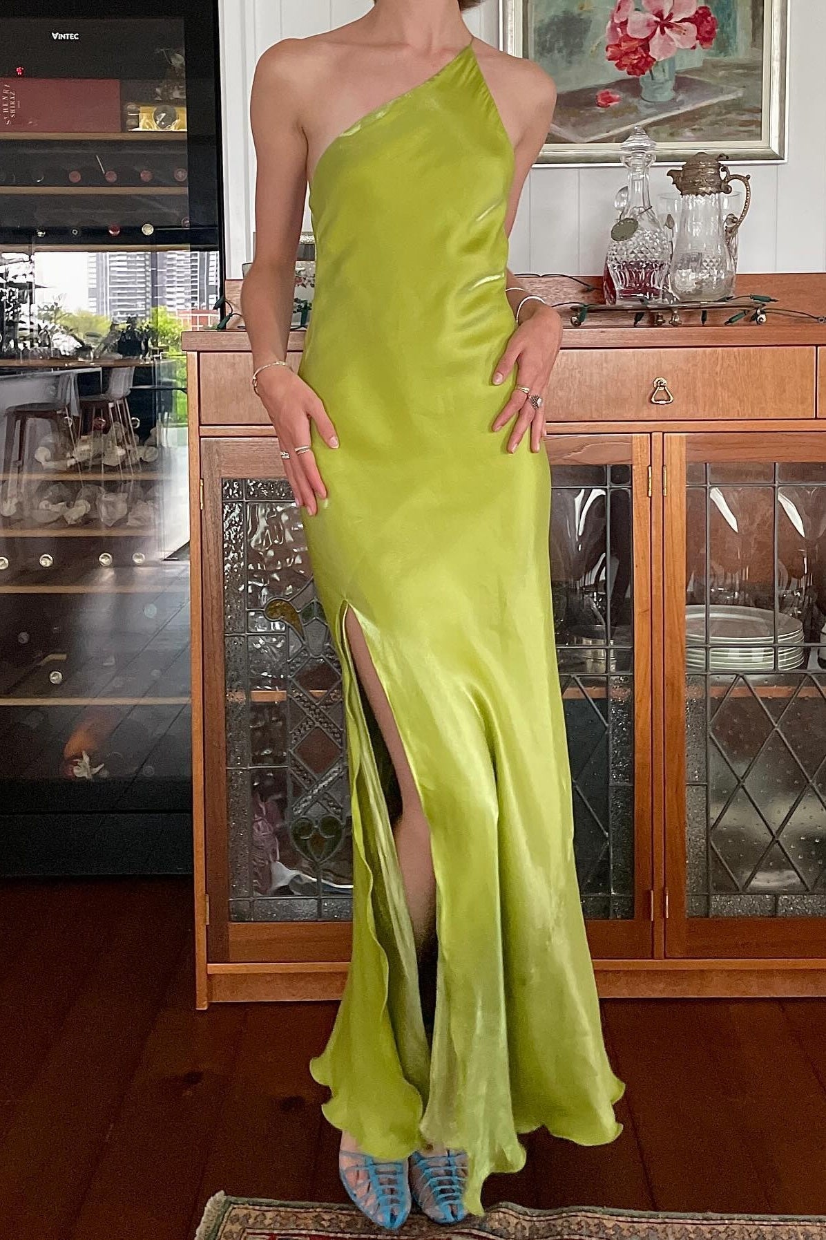 Chic Sheath One Shoulder Light Green Long Party Dress with Split Front - View 3 | VelvetHem