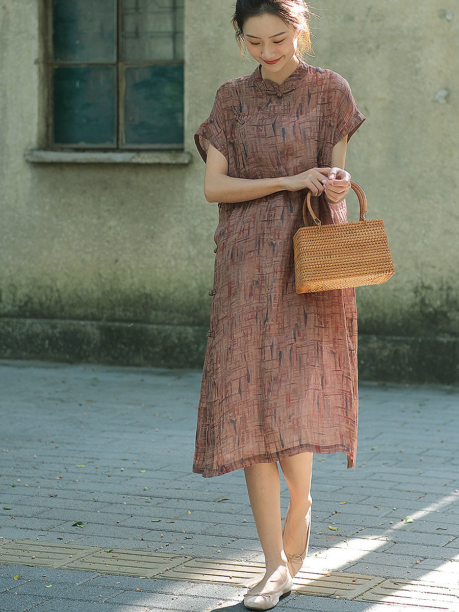 Beautifully Crafted Dress in a Classic Style
