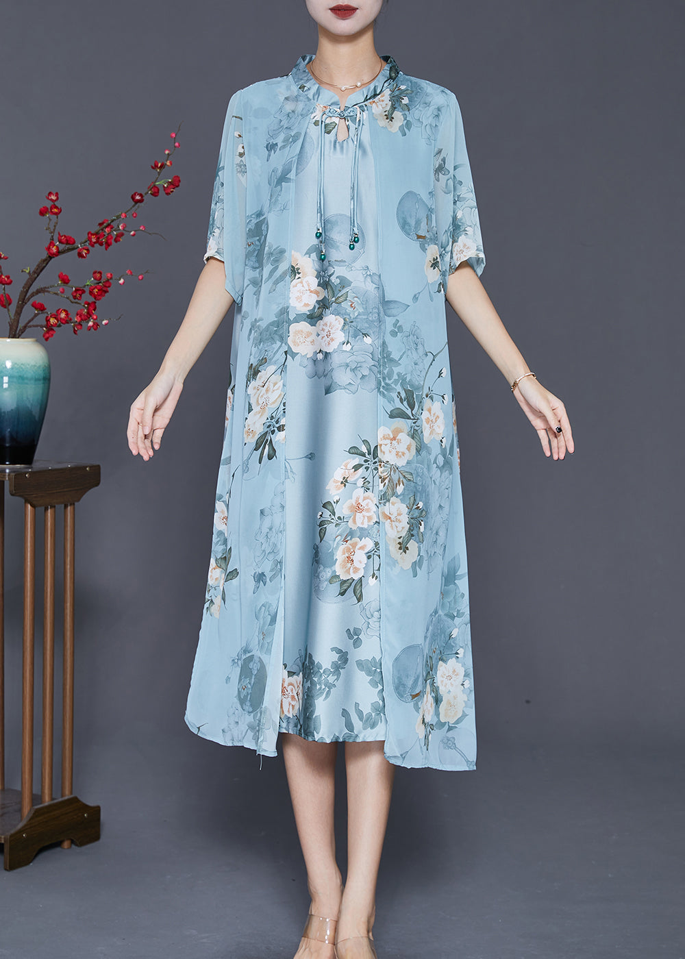 Beautifully Crafted Dress in a Classic Style