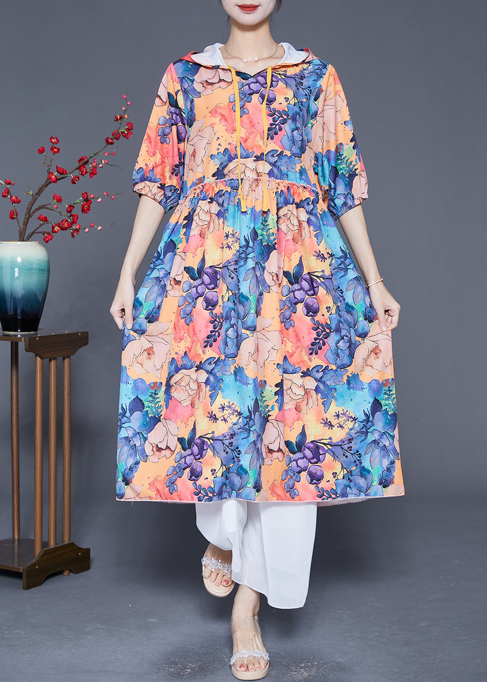 Well Tailored Dress with a Graceful Silhouette