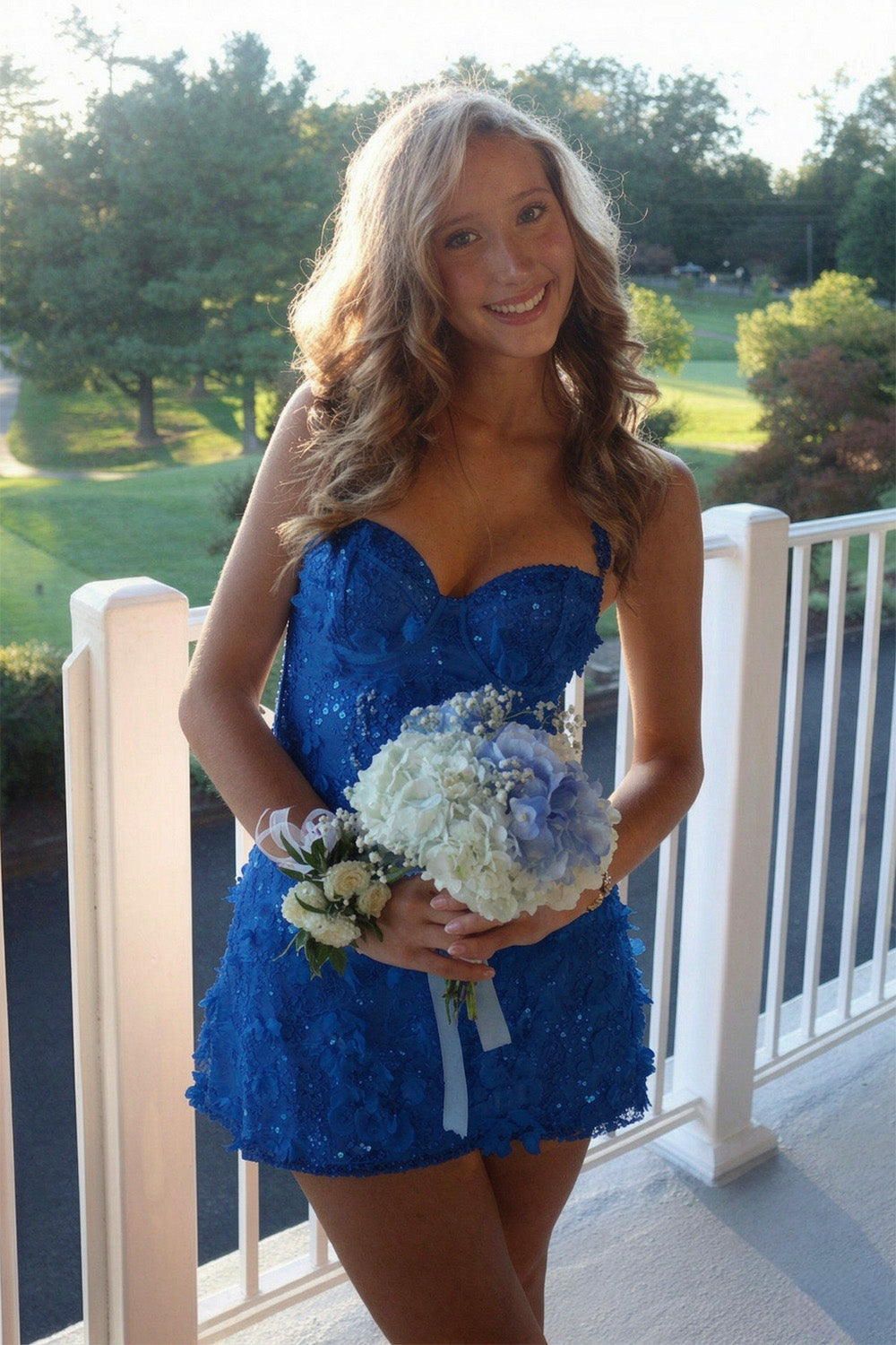 Glamorous A Line Sweetheart White Short Homecoming Dress with Appliques