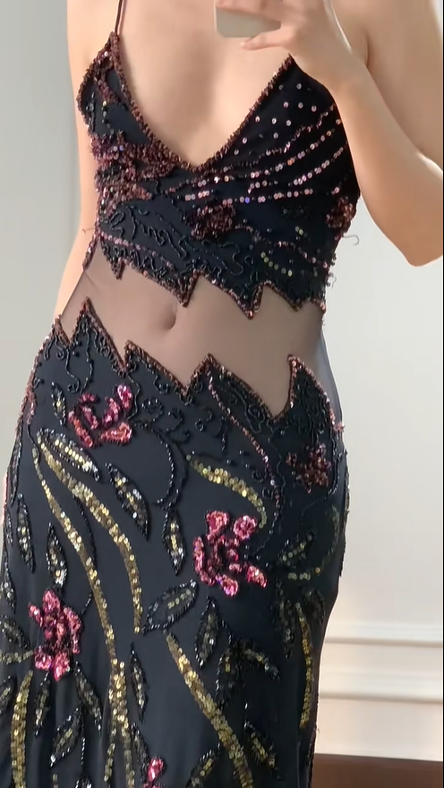 Vintage Black Mermaid Beaded Sequined Floral Cutout Tulle Long Prom Dress Evening Dress - View 4 | VelvetHem