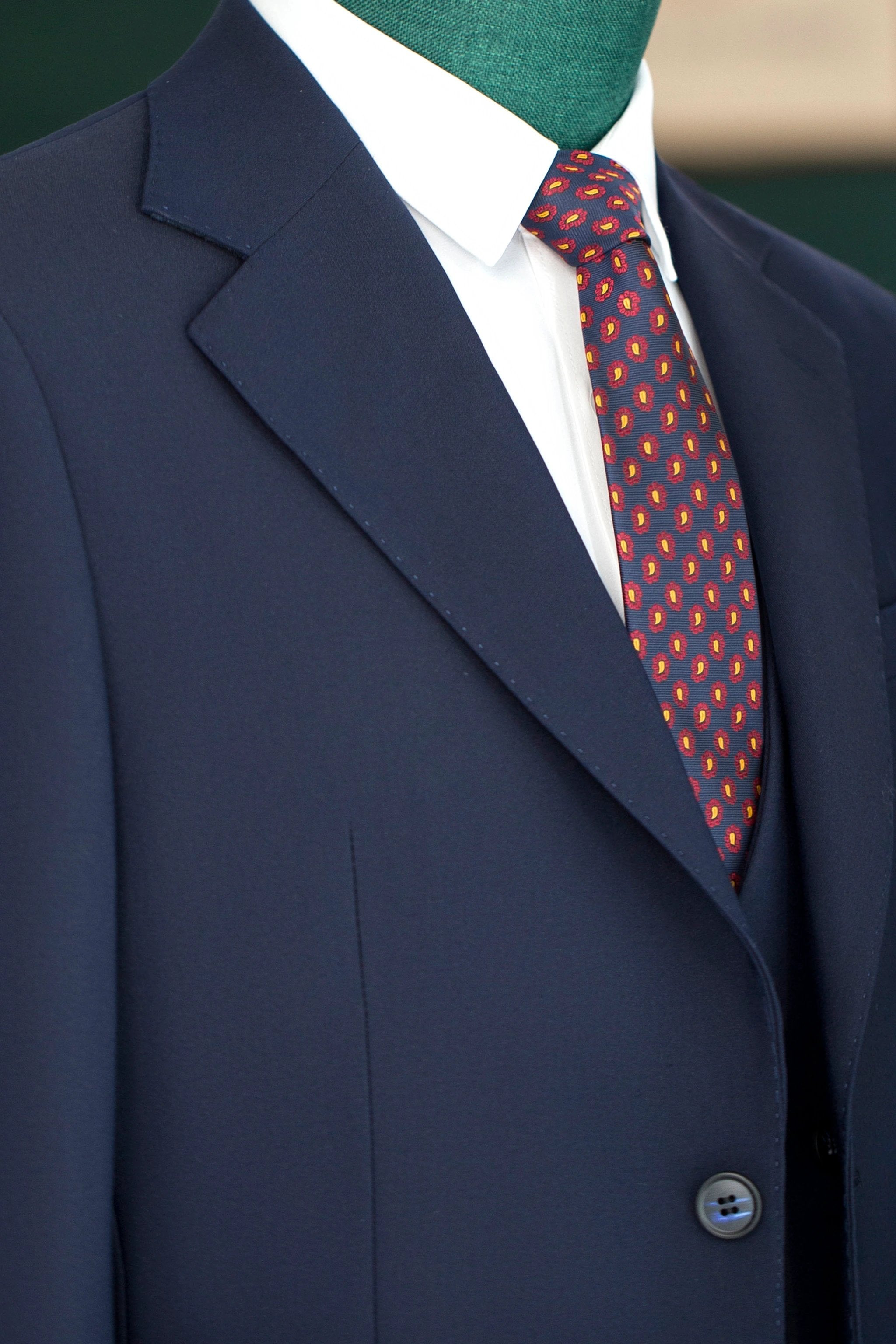 Navy Blue Wool 3 Piece Wedding Suit For Groom And Groomsmen (ZD17116)
