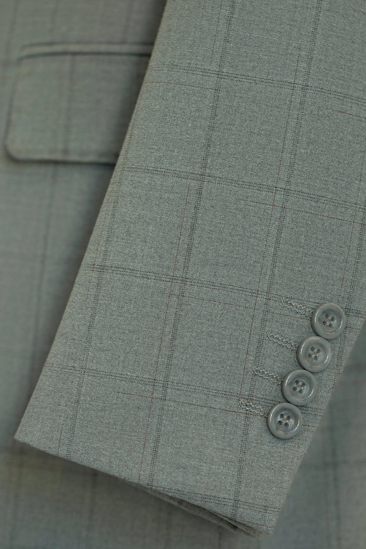 Light Grey Windowpane Wool 3 Piece Wedding Suit For Groom And Groomsmen (ZD17114)