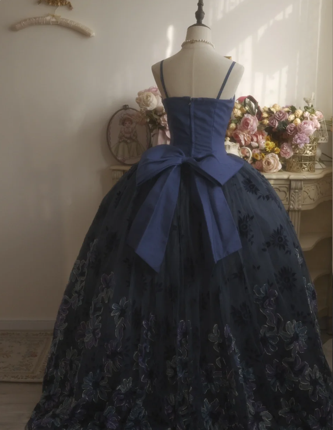 Vintage Elegant Navy Blue Bow Embroidered Train Tulle Ball Gown Evening Dress Sweet 16 Dress - View 5 | VelvetHem