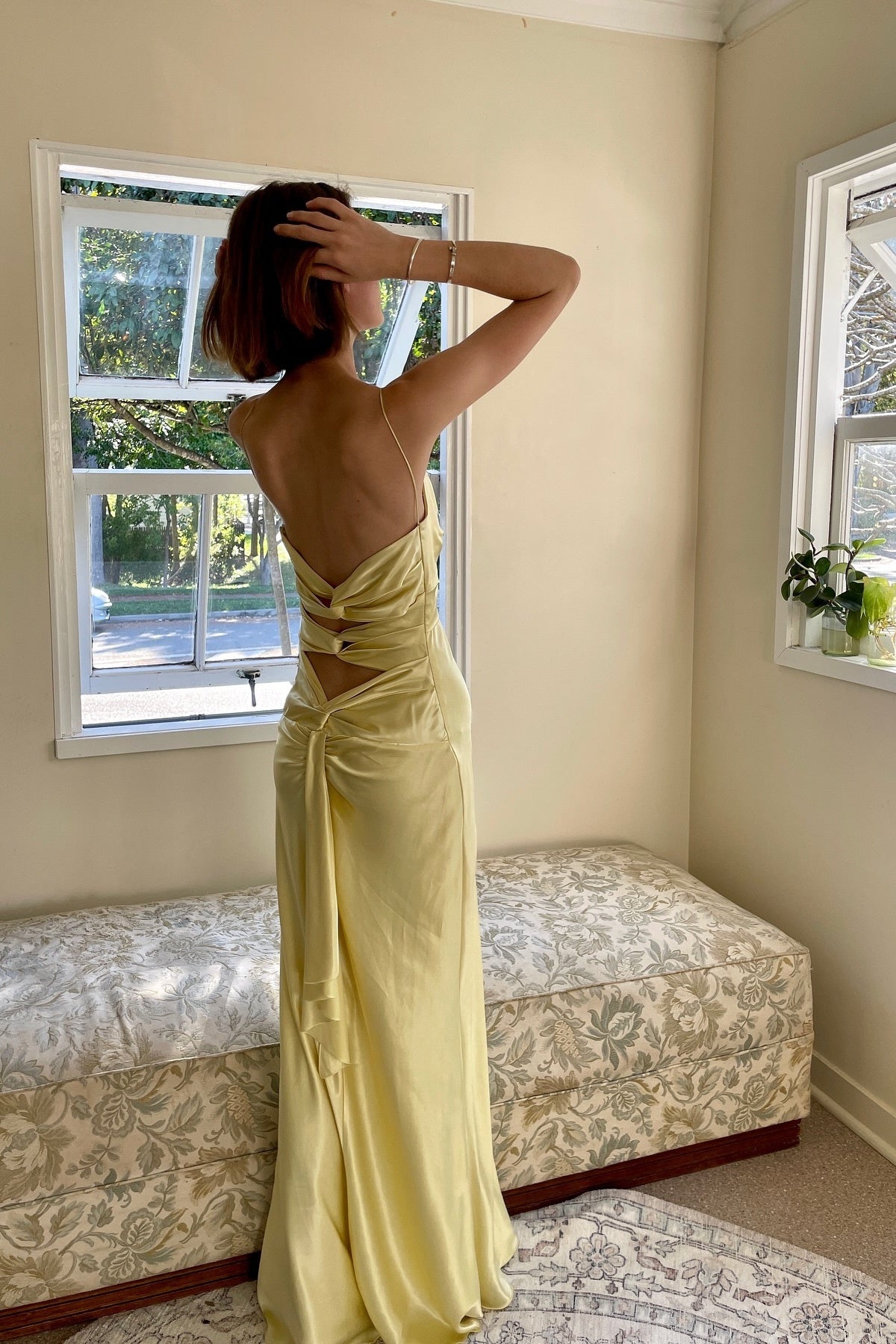 Chic Sheath Spaghetti Straps Yellow Long Party Dress with Keyhole Back - View 2 | VelvetHem