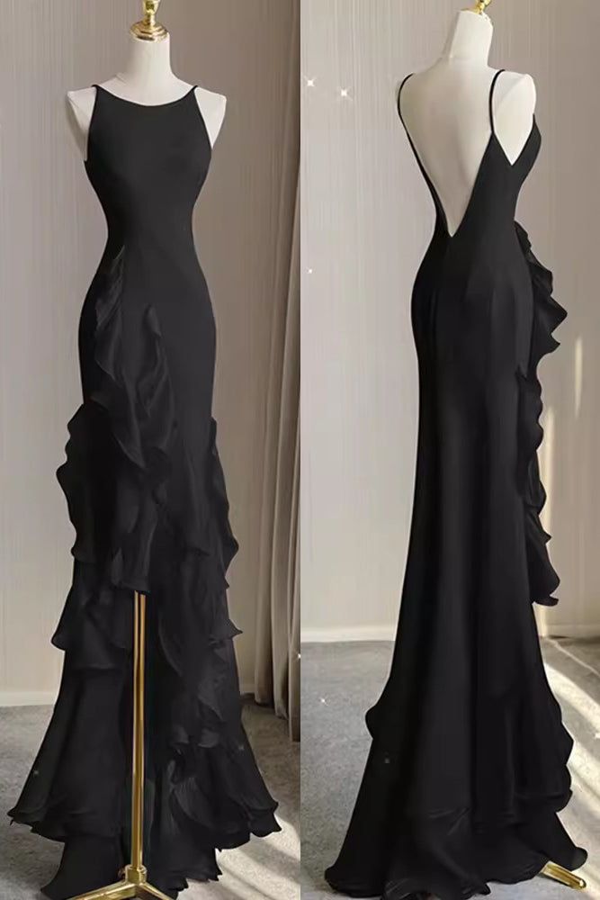 White Sheath Halter Backless Wedding Dress