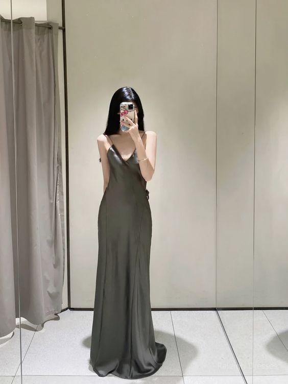 Satin Prom Dress Long Beautiful Prom Dresses For Girl fg6220 - VelvetHem
