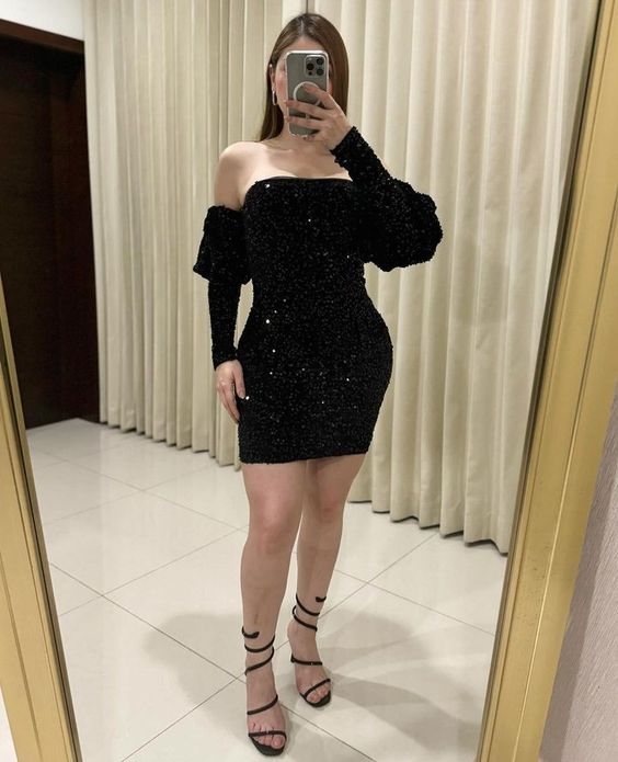 Elegant Black Sequin Sheath Homecoming Dress,Short Party Gown With Sleeves - VelvetHem