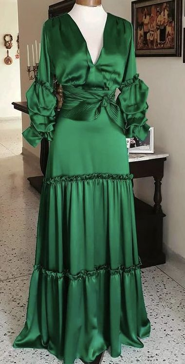 Vintage Emerald Green Long Sleeves Evening Dress Emerald Green Evening Gown Y5237 - VelvetHem