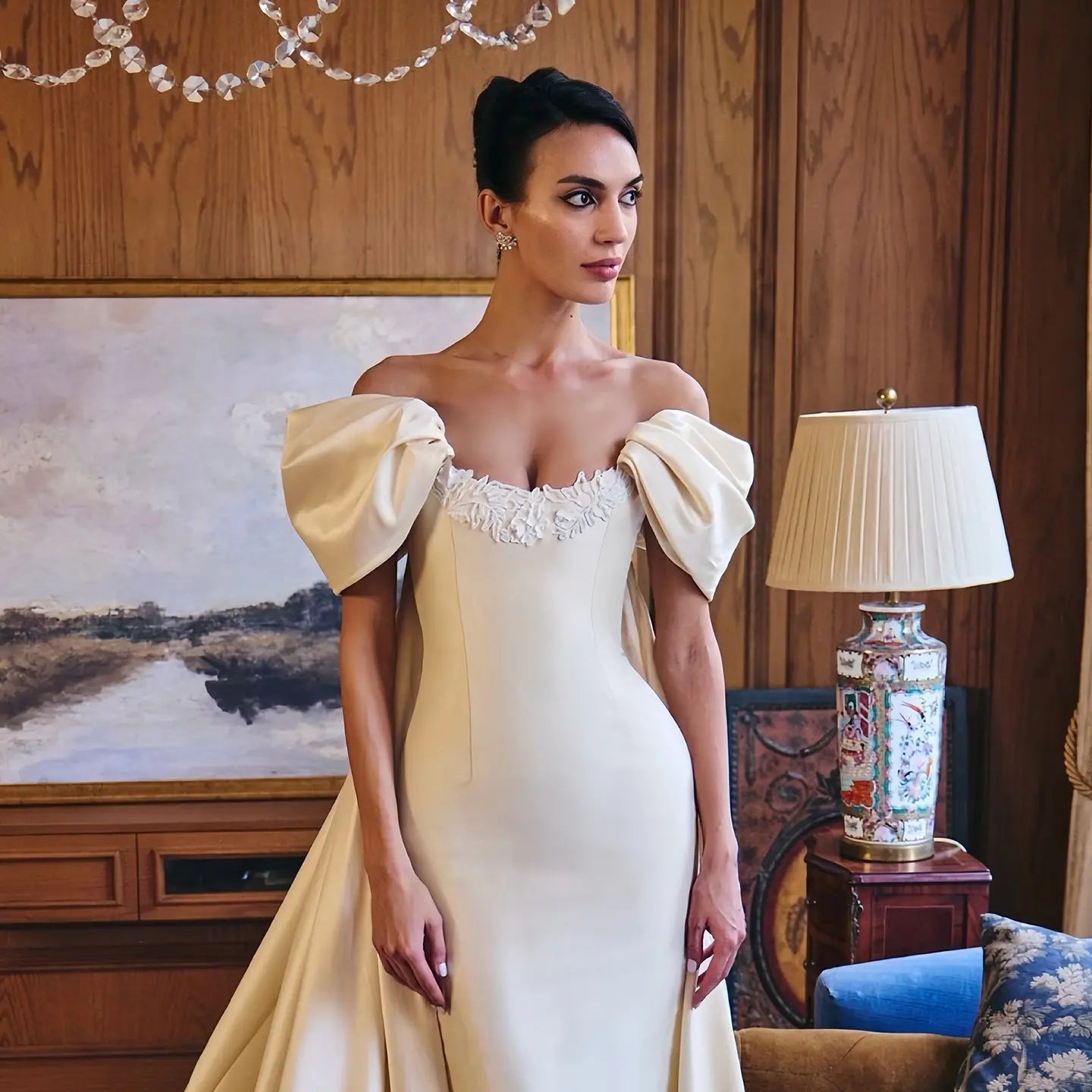 Luxury Ivory Off-the-Shoulder Satin Wedding Dress with Puff Sleeves ZP074