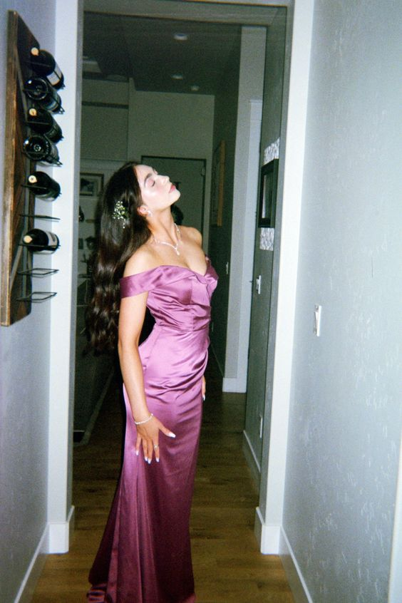 Charming Sheath/Column Satin Long Prom Dress,Off The Shoulder Evening Gown Y4057 - VelvetHem