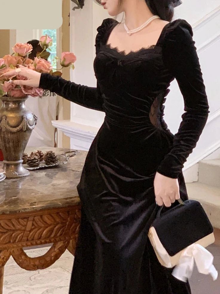Vintage Balck Long Sleeve Dress Woman Elegant Fashion Velvet Midi Dress fg6635 - View 3 | VelvetHem