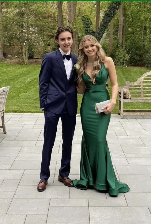 Simple Mermaid Green Long Prom Dresses Formal Dress fg6458 - View 2 | VelvetHem