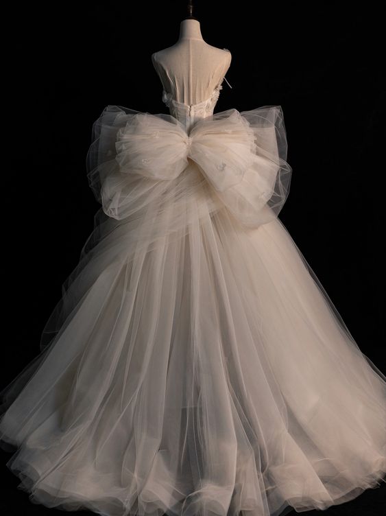 Charming A Line Elegant Ball Gown Straps Long Tulle Wedding Dresses fg6438 - View 2 | VelvetHem